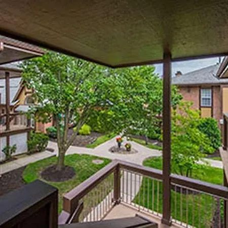 Cloverleaf Suites Columbus - Dublin 